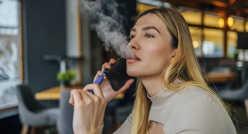 Illinois Passes Legislation to Stop Indoor Vaping Health Safety